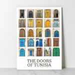 Affiche vintage Tunisie portes traditionnelles de Sidi Bou Saïd et médina mosaïque de couleurs. Dzeco Art