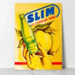 Affiche vintage Slim Citron de Hamoud Boualem des années 1950 représentant une main tenant une bouteille de soda avec deux citrons jaunes en arrière-plan.