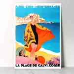 Affiche vintage La Plage de Calvi Corse par Roger Broders, 1929. Femme en maillot de bain devant la citadelle